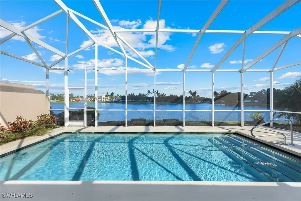 4364 Montalvo Court Naples FL 34109