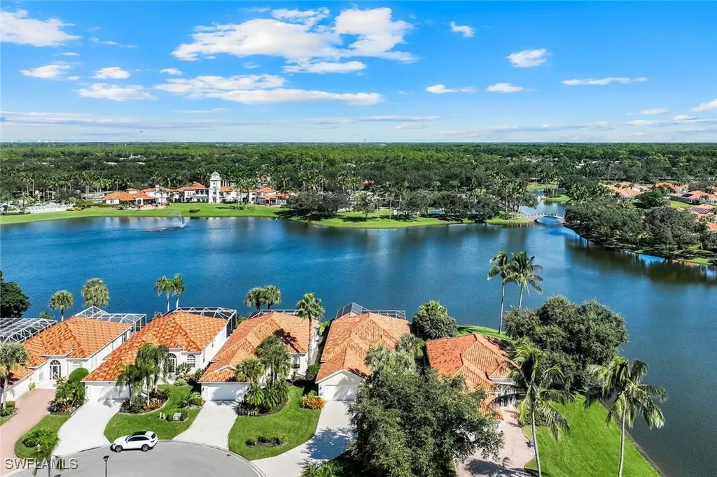 4364 Montalvo Court Naples FL 34109