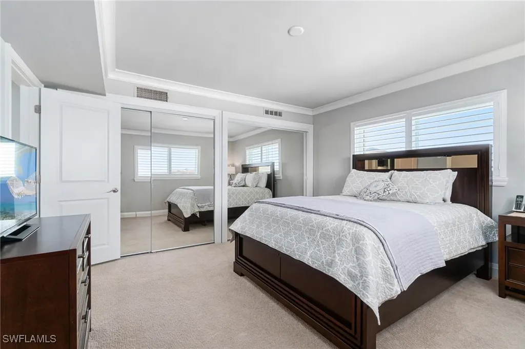9051 Gulf Shore Drive Naples FL 34108