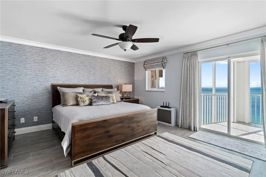 9051 Gulf Shore Drive Naples FL 34108