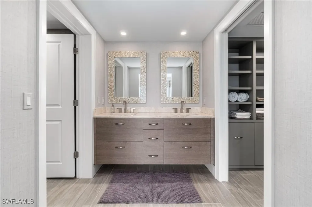 9051 Gulf Shore Drive Naples FL 34108