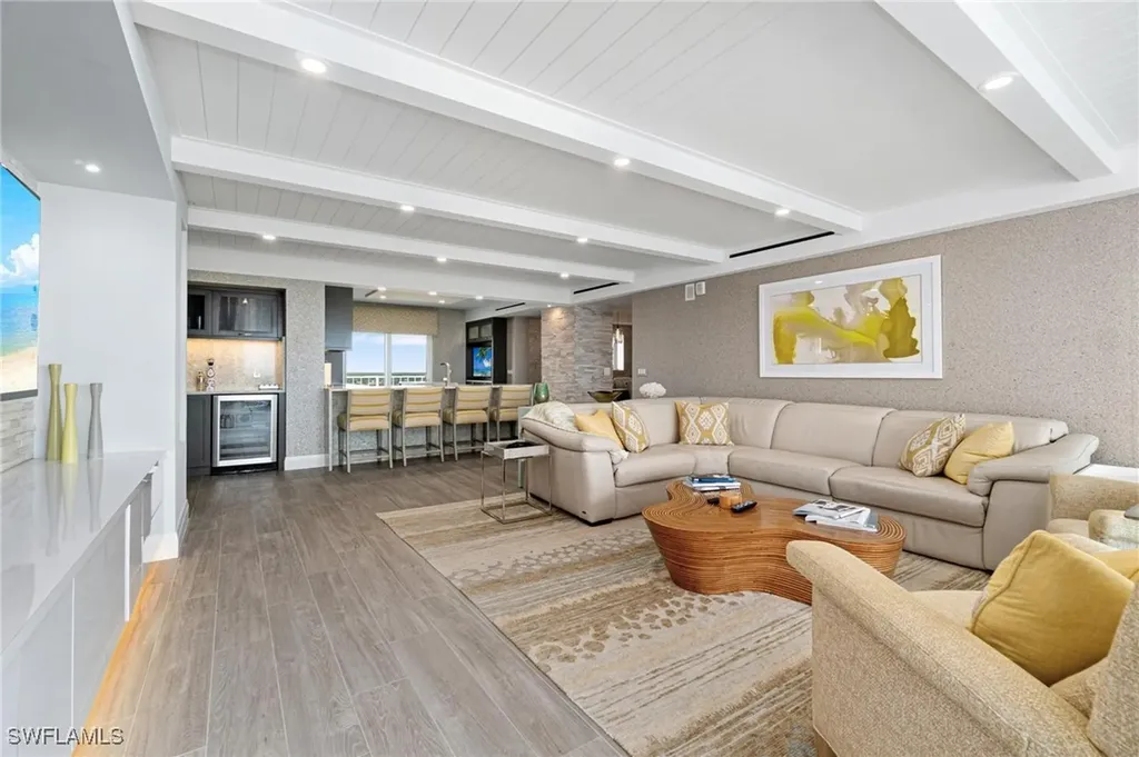 9051 Gulf Shore Drive Naples FL 34108