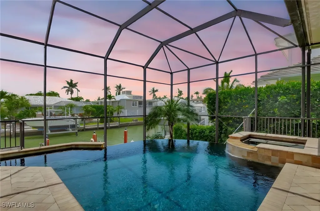 1380 Marlin Drive Naples FL 34102