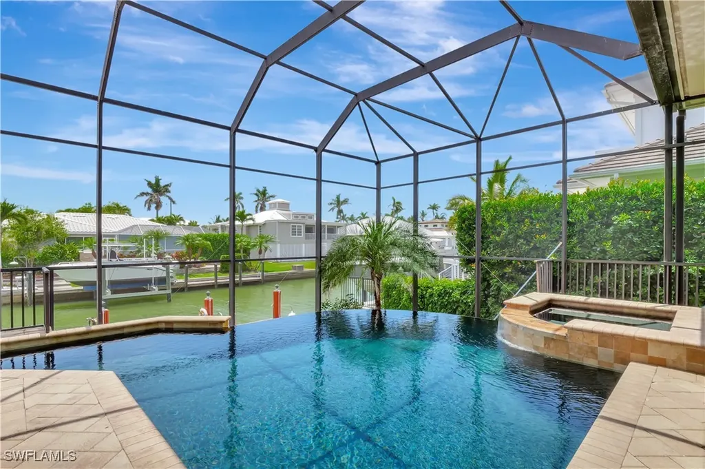 1380 Marlin Drive Naples FL 34102