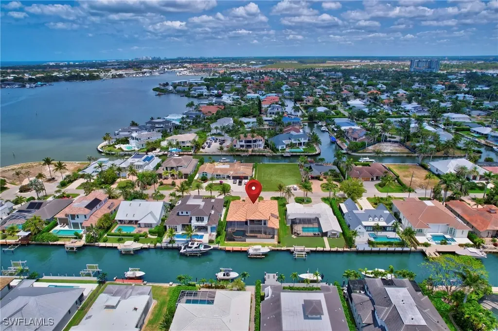 1380 Marlin Drive Naples FL 34102