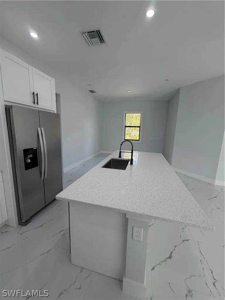 2863 52nd Avenue NE Naples FL 34120