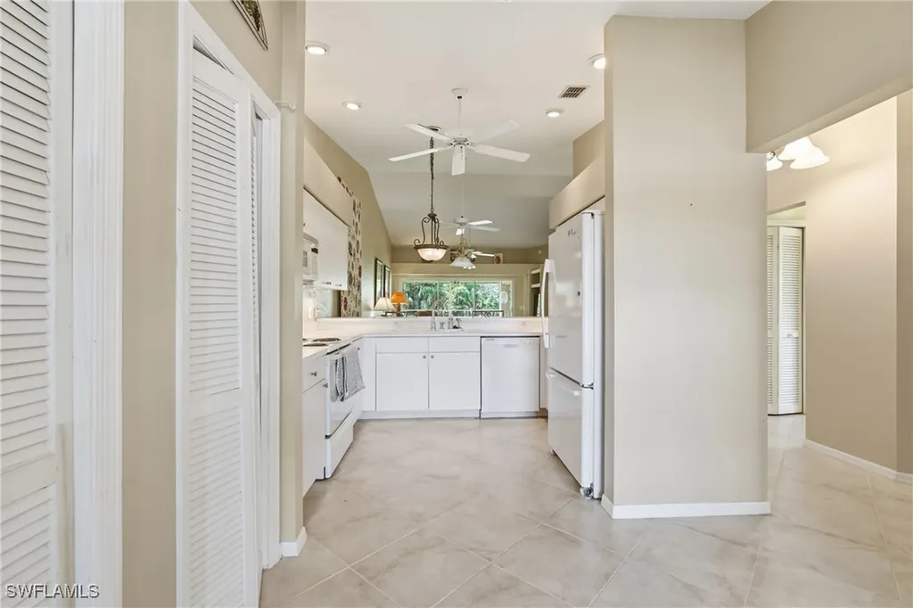 8055 Tiger Cove Naples FL 34113
