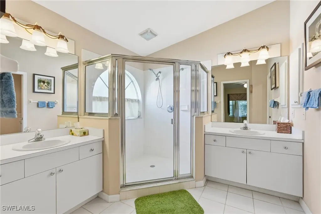 8055 Tiger Cove Naples FL 34113