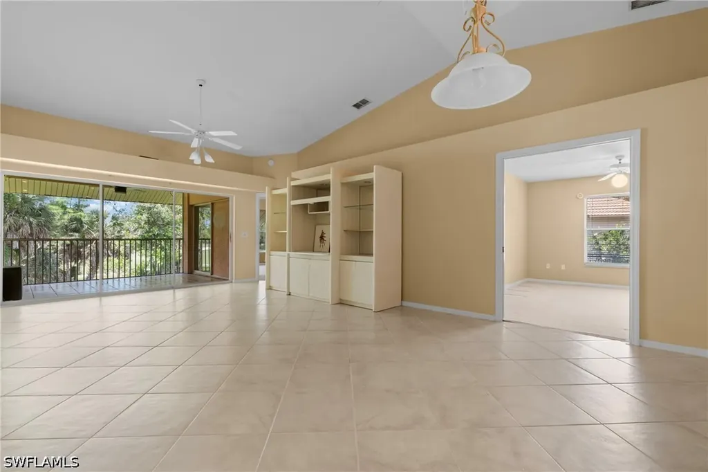 8055 Tiger Cove Naples FL 34113