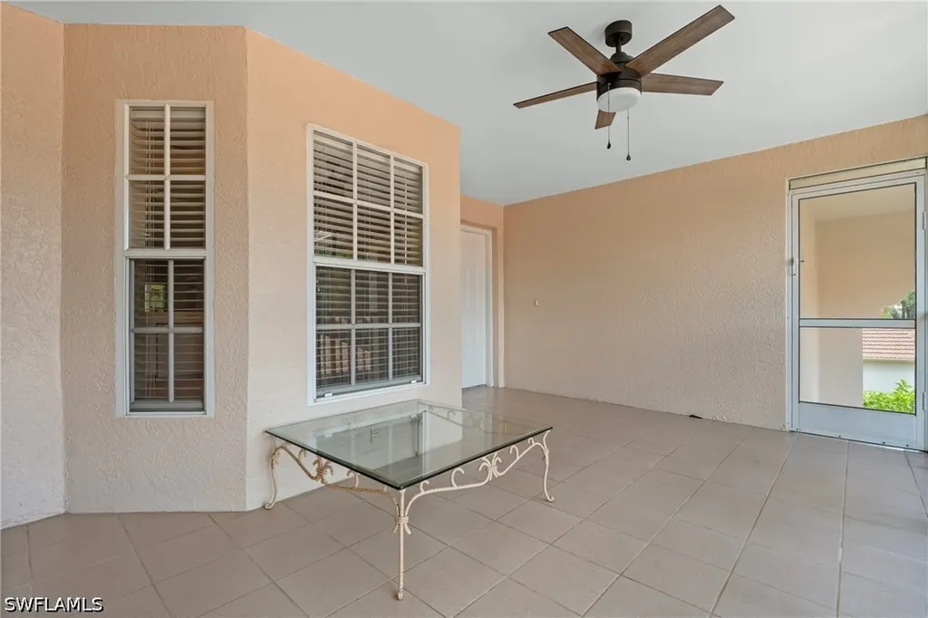 8055 Tiger Cove Naples FL 34113