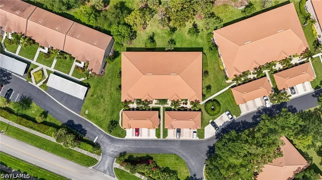 8055 Tiger Cove Naples FL 34113
