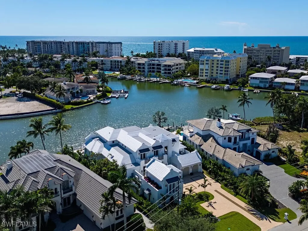 306 Spring Line Drive Naples FL 34102