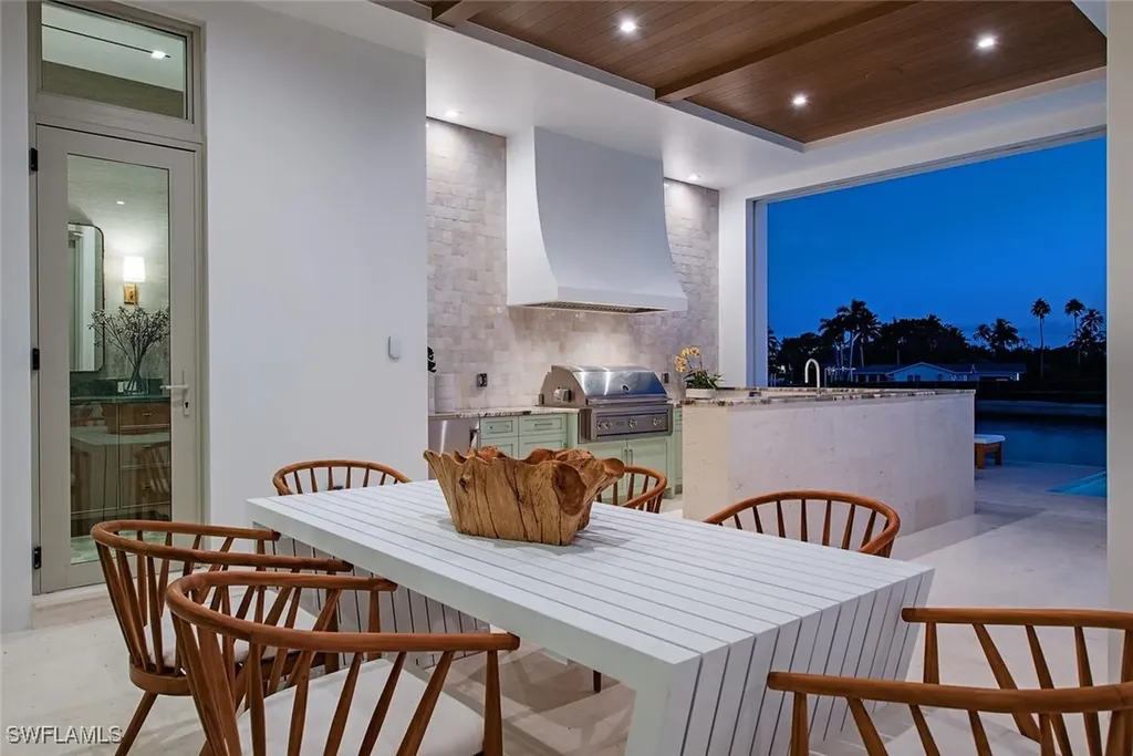 306 Spring Line Drive Naples FL 34102