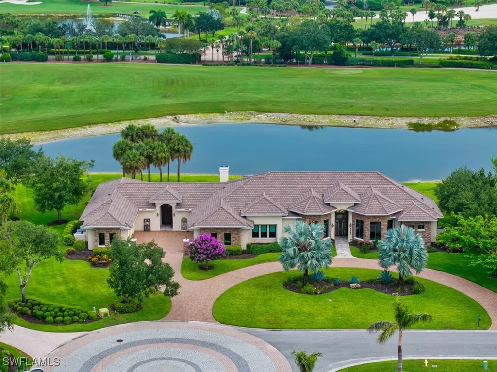 Naples FL, 11507 Peregrine Court