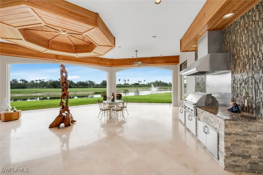 11507 Peregrine Court Naples FL 34120