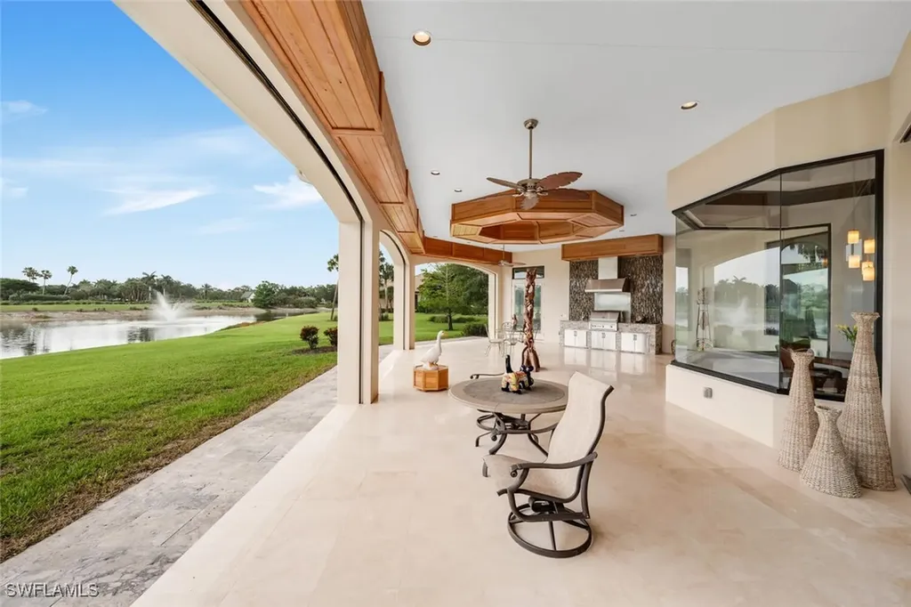 11507 Peregrine Court Naples FL 34120