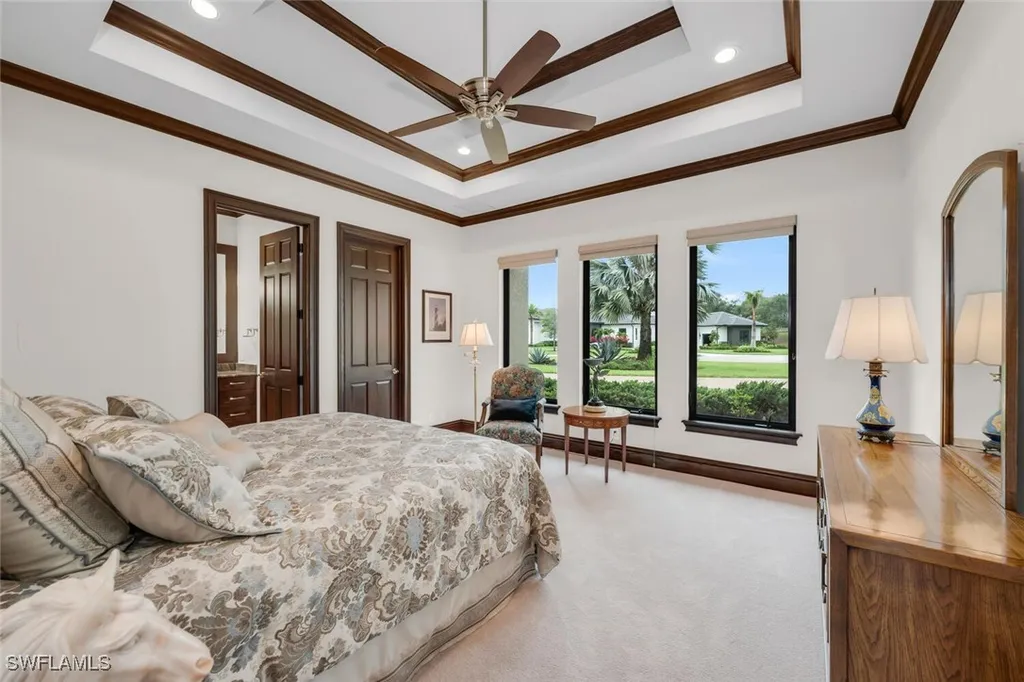 11507 Peregrine Court Naples FL 34120