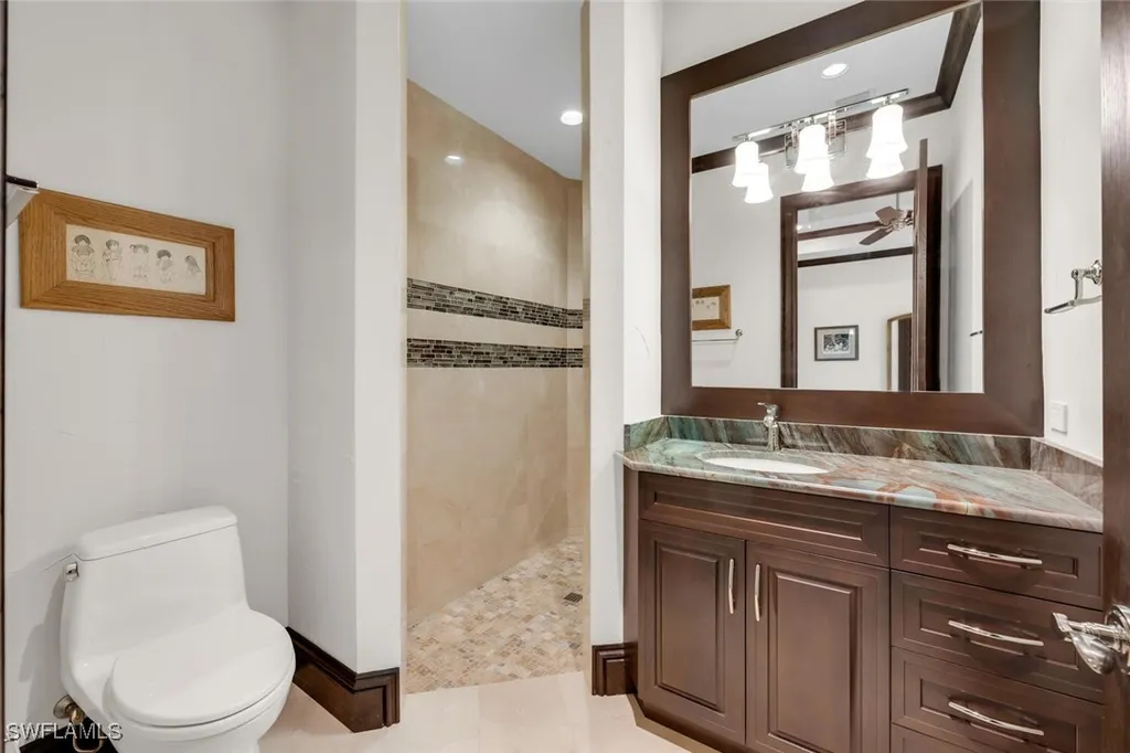 11507 Peregrine Court Naples FL 34120