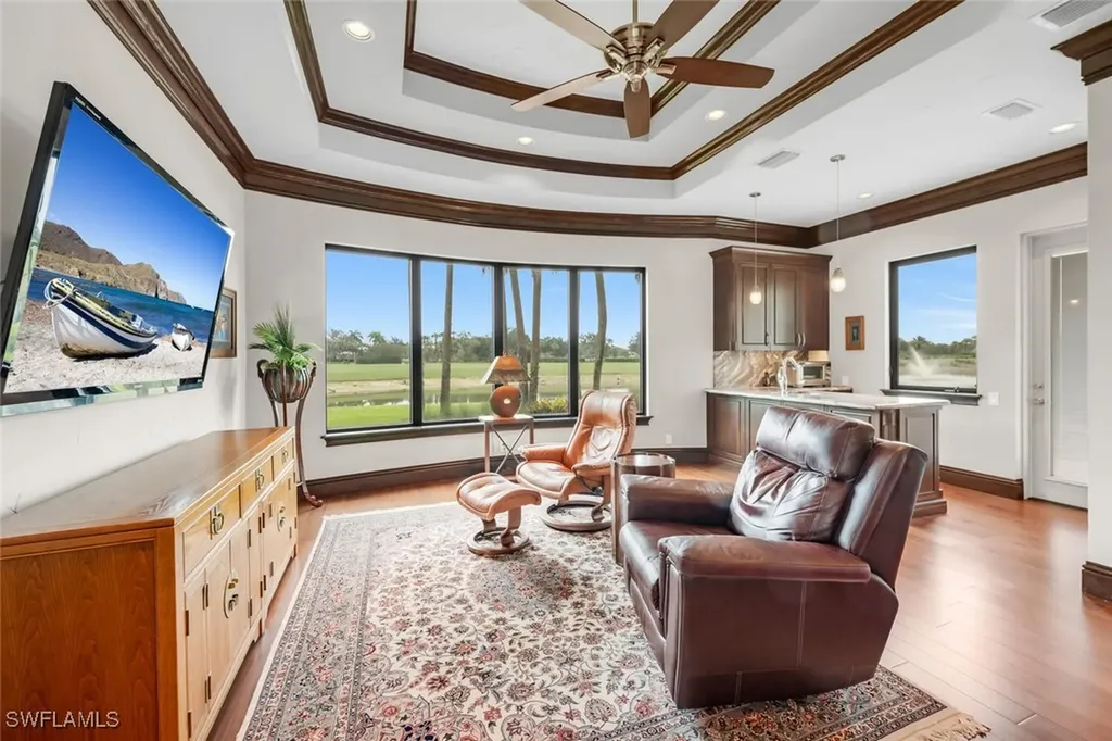 11507 Peregrine Court Naples FL 34120