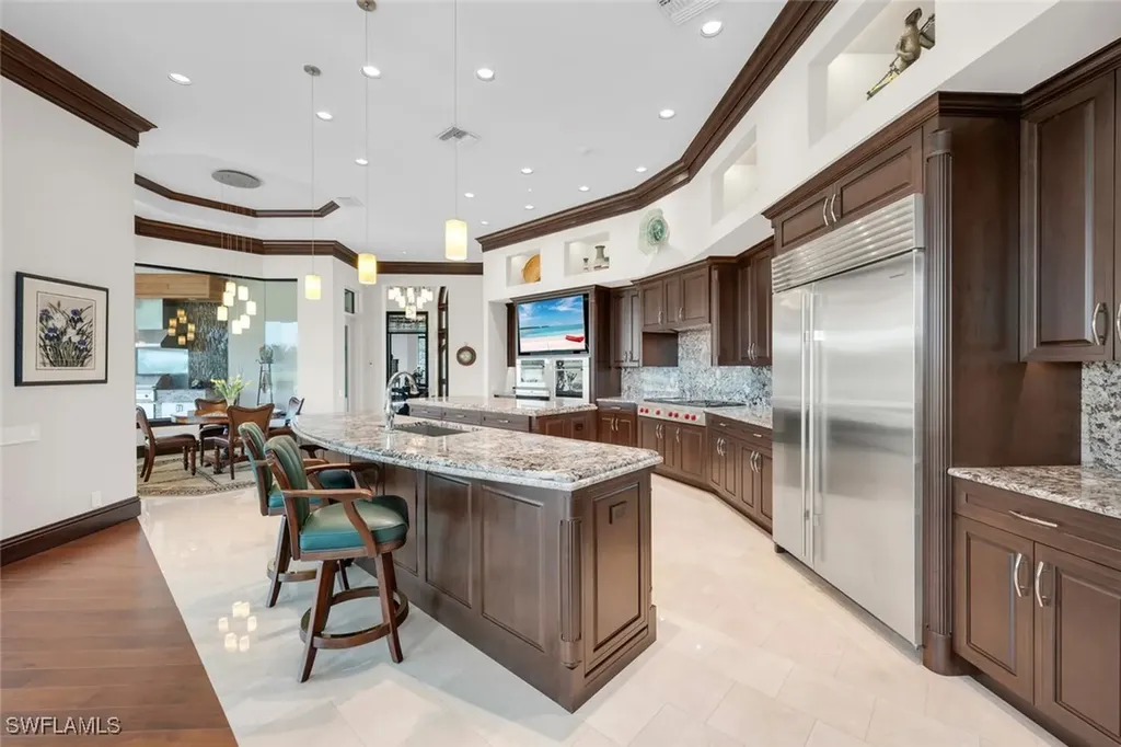 11507 Peregrine Court Naples FL 34120