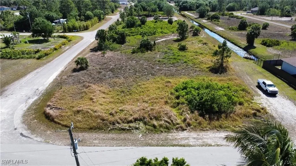 927 Marilyn Avenue S Lehigh Acres FL 33974