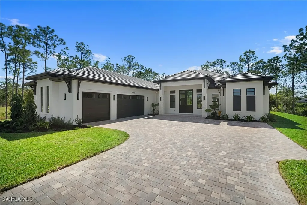 25440 Divot Drive Bonita Springs FL 34135