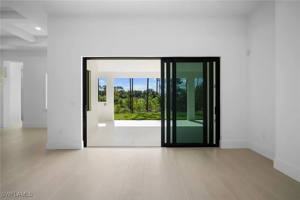 25440 Divot Drive Bonita Springs FL 34135