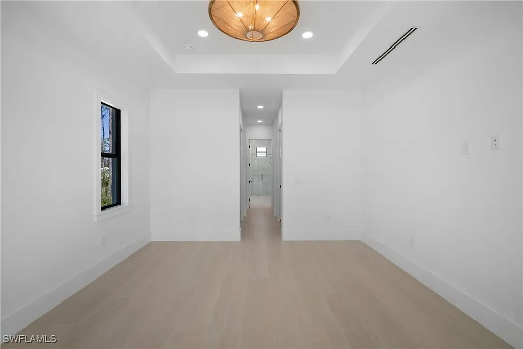 25440 Divot Drive Bonita Springs FL 34135