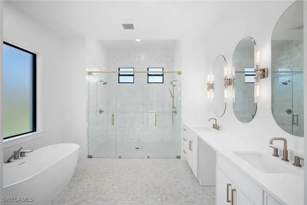 25440 Divot Drive Bonita Springs FL 34135