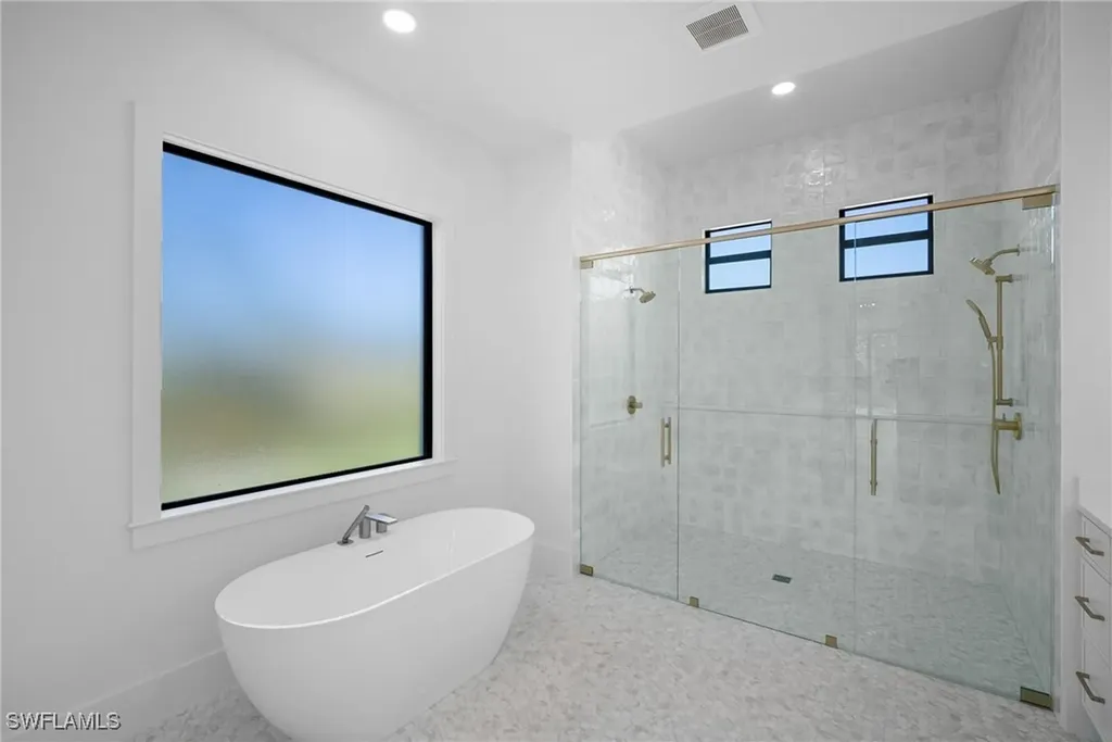 25440 Divot Drive Bonita Springs FL 34135