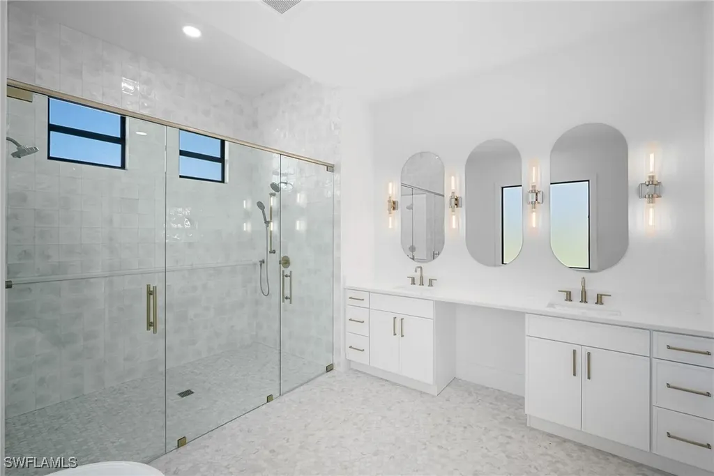 25440 Divot Drive Bonita Springs FL 34135