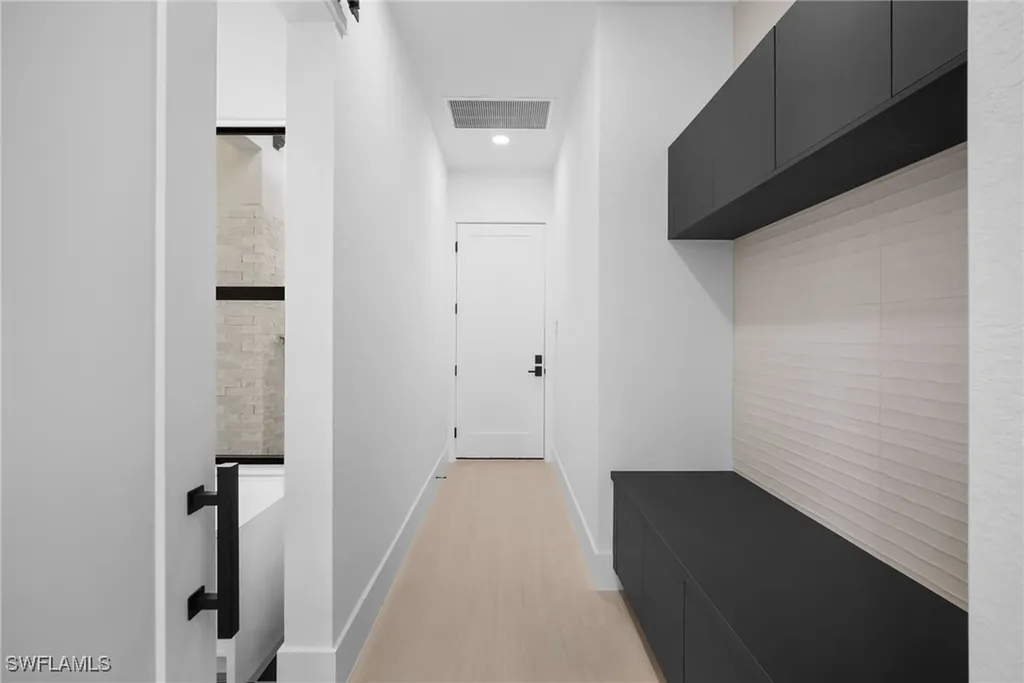 25440 Divot Drive Bonita Springs FL 34135