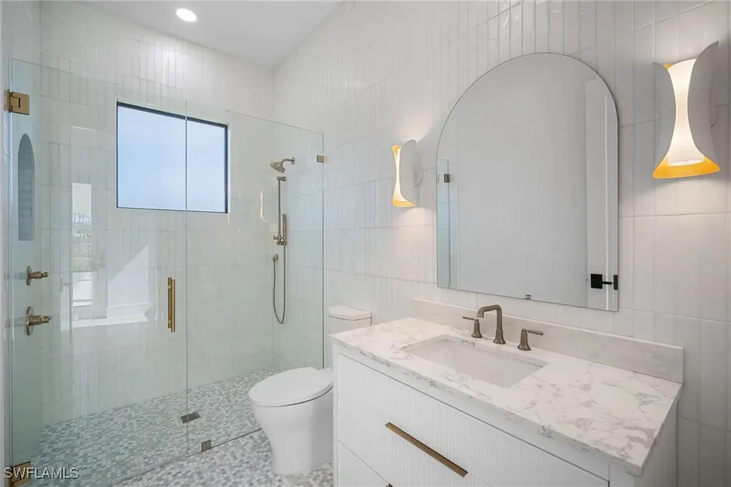 25440 Divot Drive Bonita Springs FL 34135