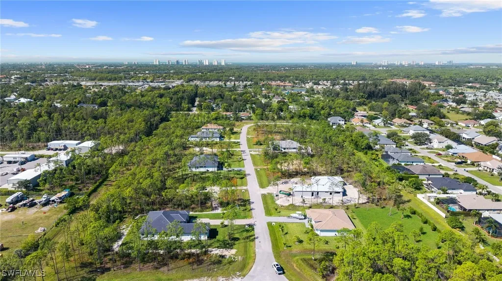 25440 Divot Drive Bonita Springs FL 34135