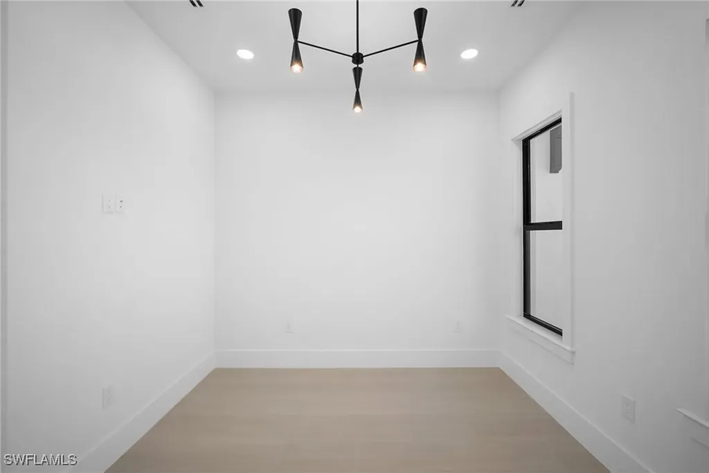 25440 Divot Drive Bonita Springs FL 34135