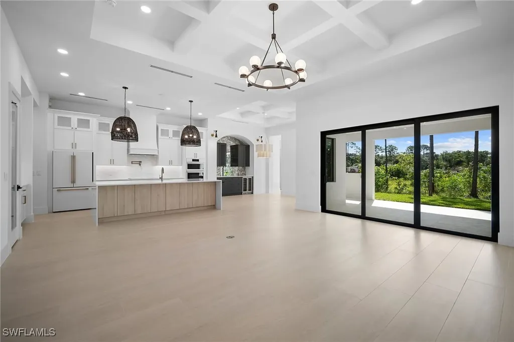 25440 Divot Drive Bonita Springs FL 34135