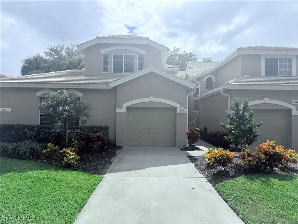 24821 Lakemont Cove Lane Bonita Springs FL 34134