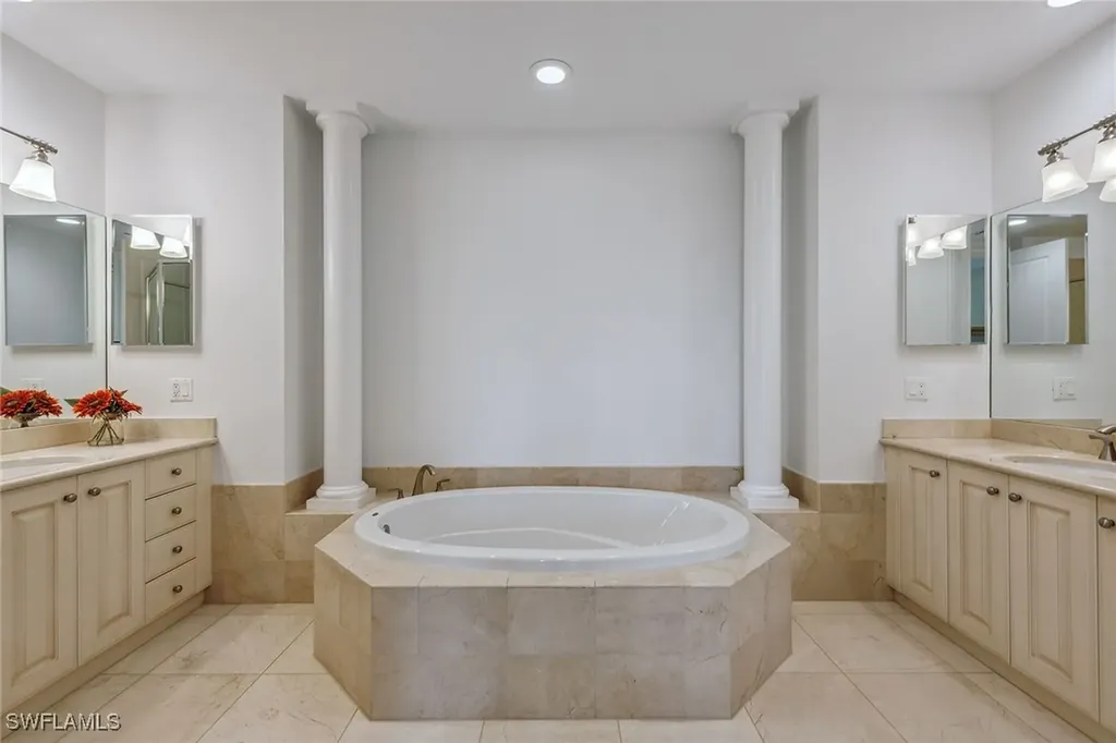 2710 Callista Court Naples FL 34114