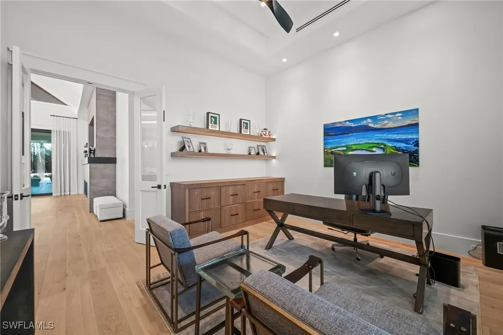 2191 Coach House Lane Naples FL 34105