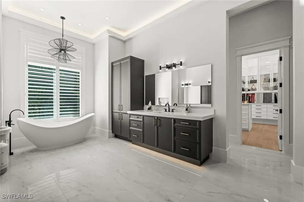 2191 Coach House Lane Naples FL 34105