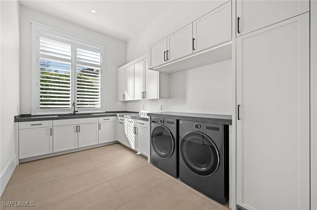 2191 Coach House Lane Naples FL 34105