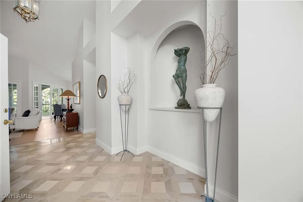 265 Colonade Circle Naples FL 34103