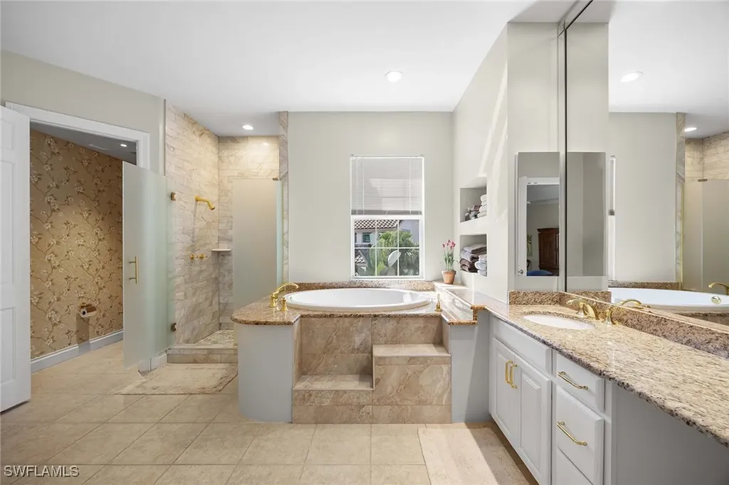 265 Colonade Circle Naples FL 34103