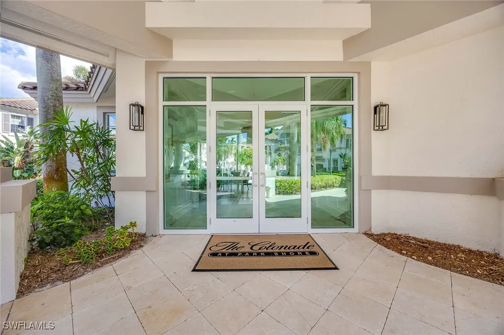 265 Colonade Circle Naples FL 34103