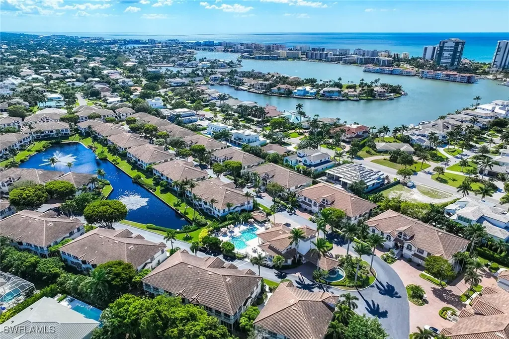 265 Colonade Circle Naples FL 34103