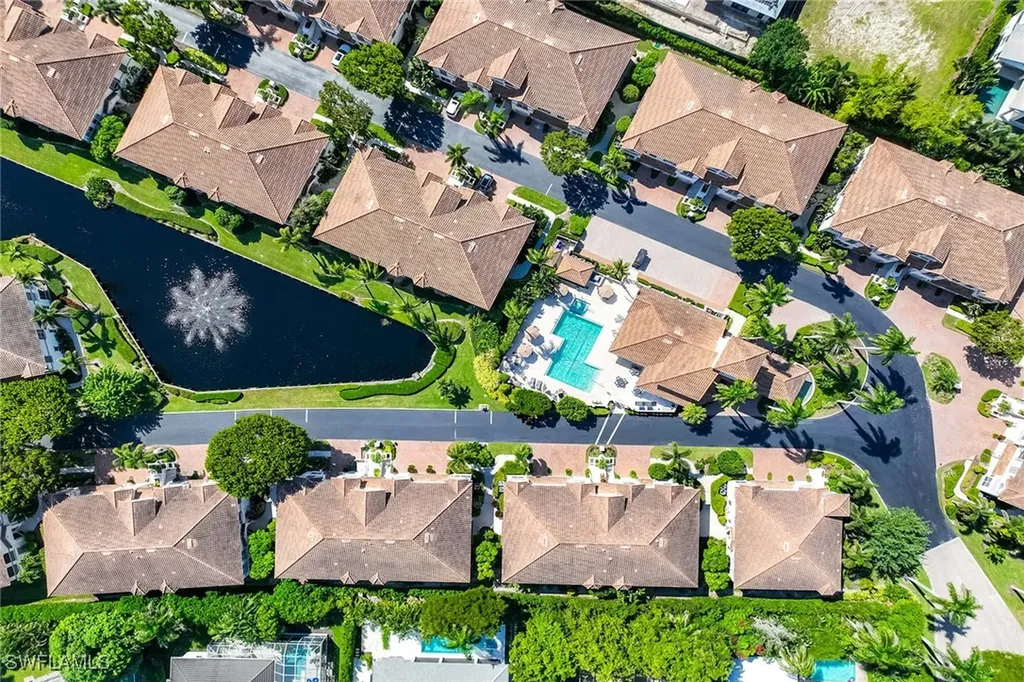 265 Colonade Circle Naples FL 34103