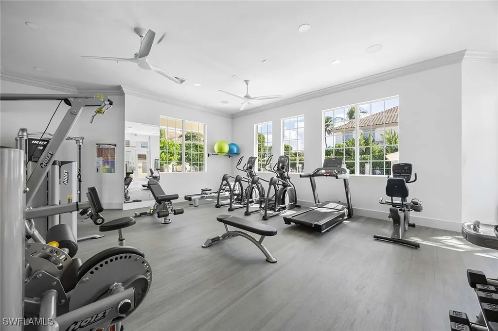 265 Colonade Circle Naples FL 34103