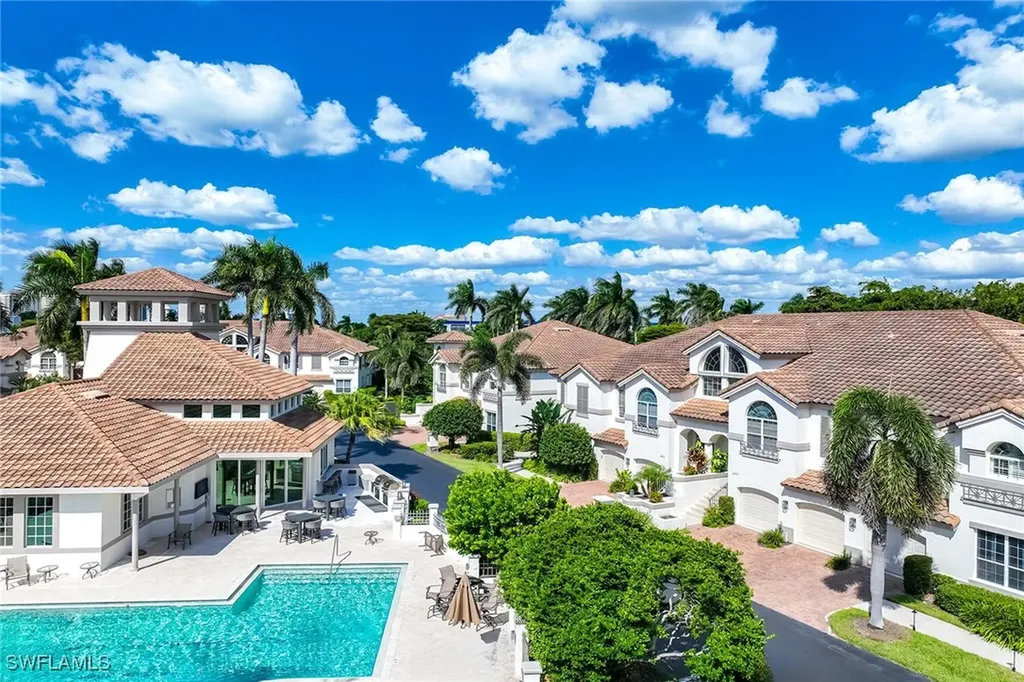 265 Colonade Circle Naples FL 34103