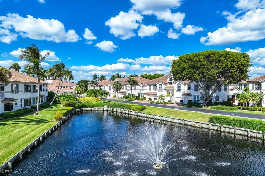 265 Colonade Circle Naples FL 34103
