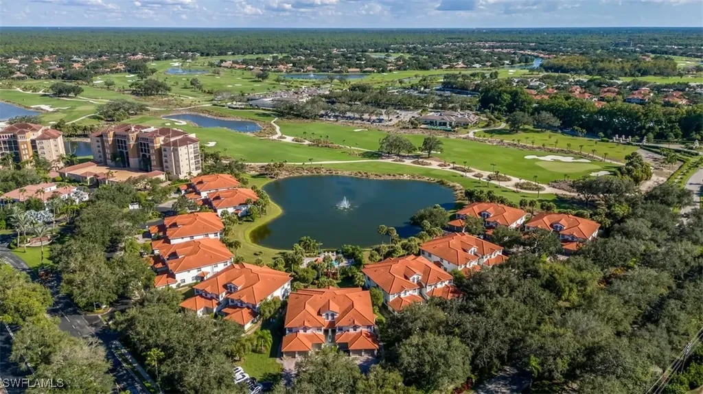 515 Laguna Royale Boulevard Naples FL 34119